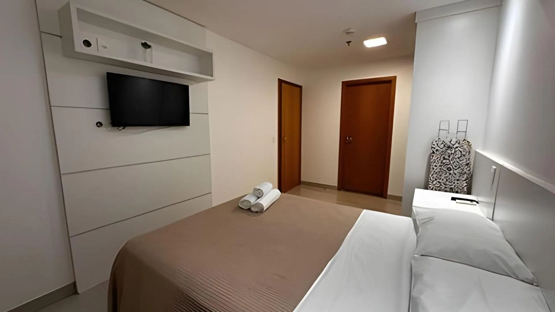 Brisas Do Lago - Apartamento 6 巴西利亚